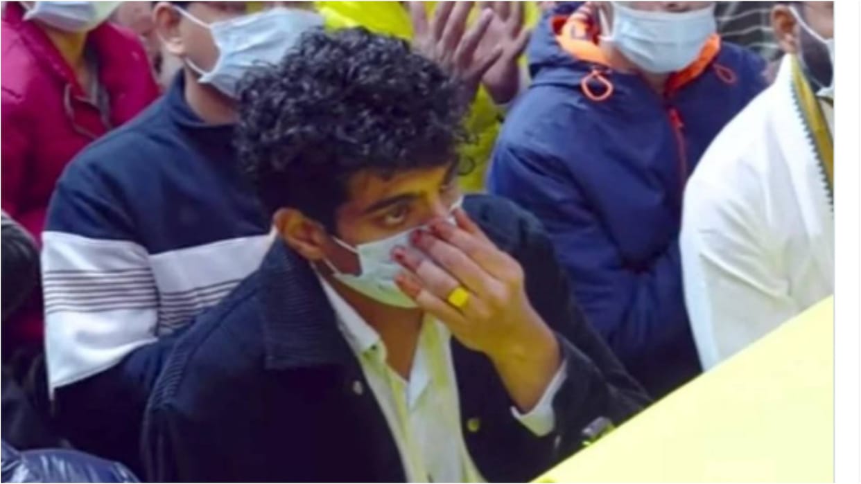 Palash Muchhal visits Saint Premananda ashram after his marriage to cricketer Smriti Mandhana gets postponed