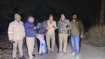 Thief injured in police encounter in Sant Kabir Nagar, Rs 60,000 cash and stolen goods recovered