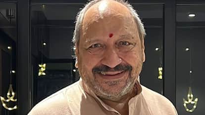 sudhir panday exclusive interview on siddhant chaturvedi playing v shantaram biopic