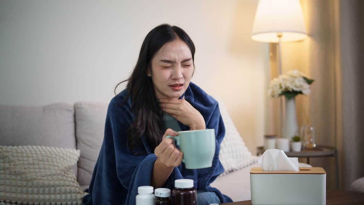 Sore throat and pain may increase due to increasing pollution follow home remedies