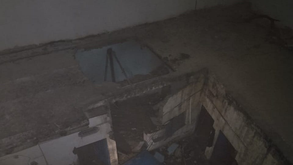 Ghaziabad: Explosion while making illegal fire sky shot in village Mussoorie, roof of house blown off