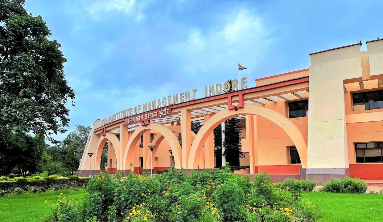 Indore News: Sexual harassment probe against IIM Indore student, resignation from placement cell