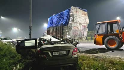 Road accident in UP Car rams into DCM parked on highway amroha four doctors killed