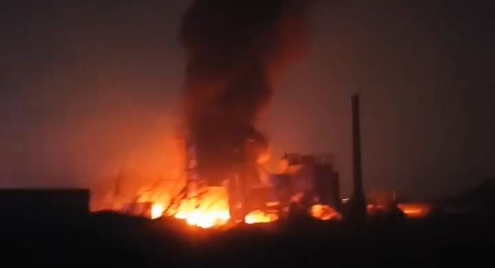 Bihar Fire News: Massive fire at the mixing plant of an under-construction bridge in Vaishali news