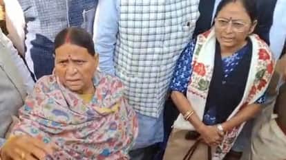 Bihar: RJD party Rabri Devi walks out Legislative Council accusing NDA party creat an emergency-like situation