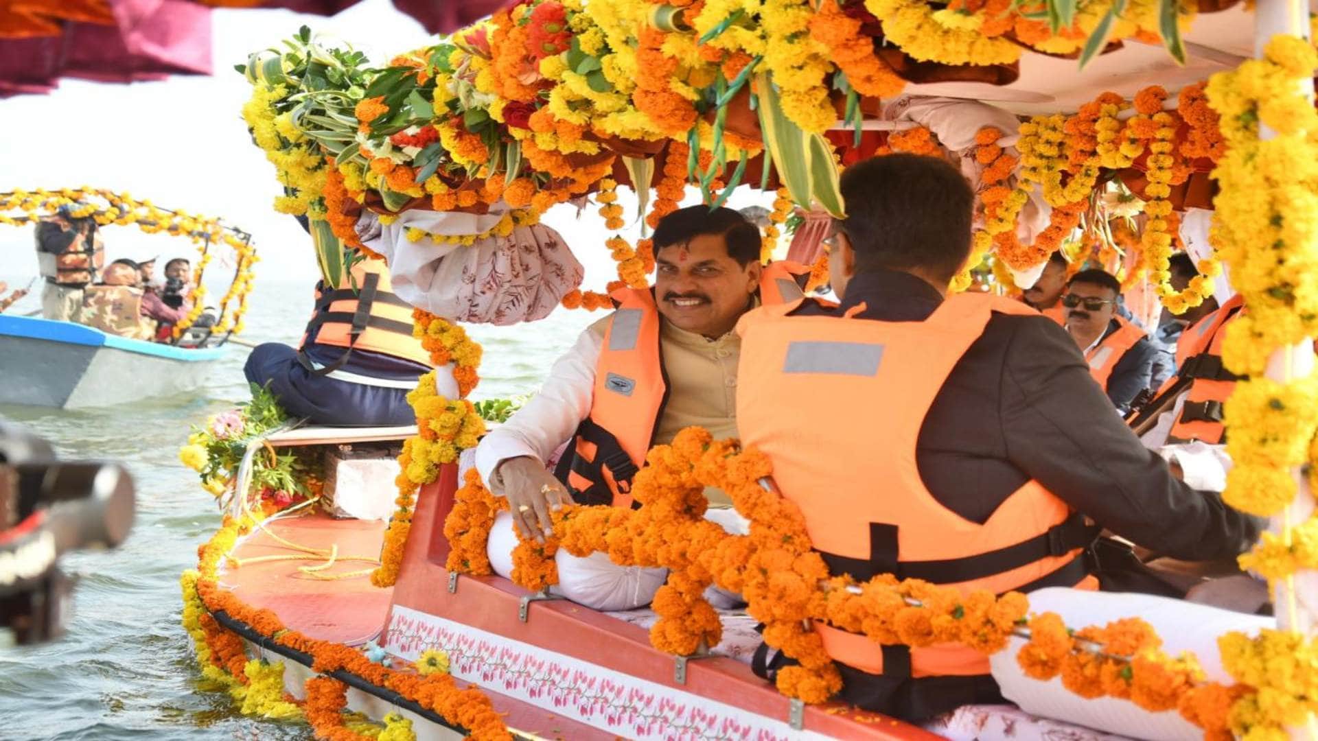 MP News: Chief Minister inaugurated Shikara service in Bhopal's big lake