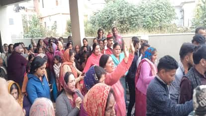 Dumka Traders owner and his wife commit suicide in lalkuan