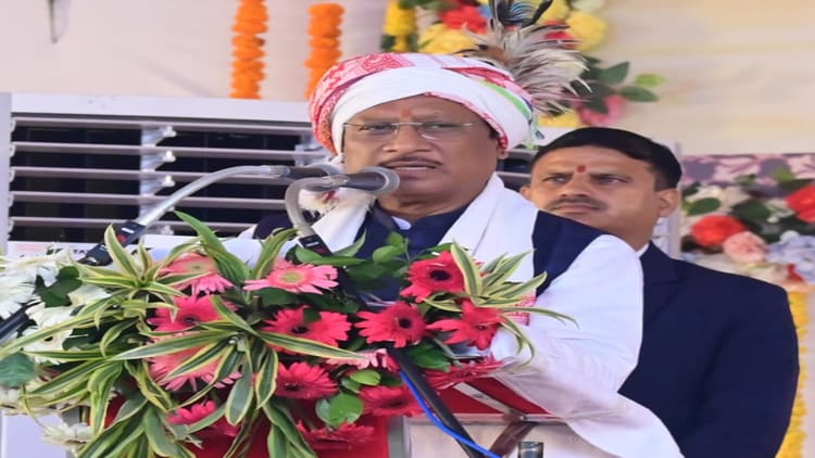 CG: सीएम साय ने की अंबागढ़ चौकी को राजस्व अनुविभाग बनाने की घोषणा, महतारी वंदन योजना की 22वीं किस्त भी जारी