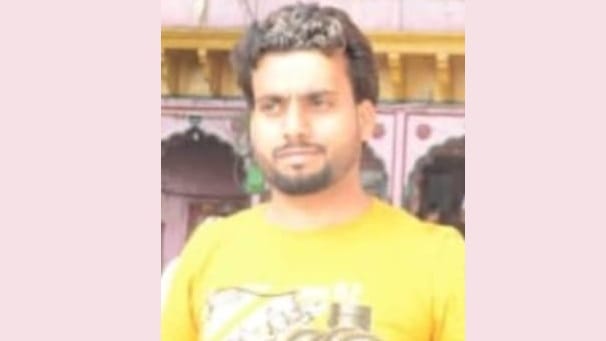 Hamirpur Bike riders hit by Nilgai accident while returning from Tilak one dead and two seriously injured