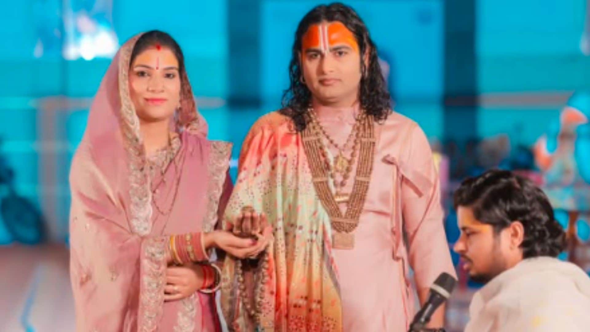 Apart from Indresh Upadhyay, this storyteller is also married see pictures in hindi