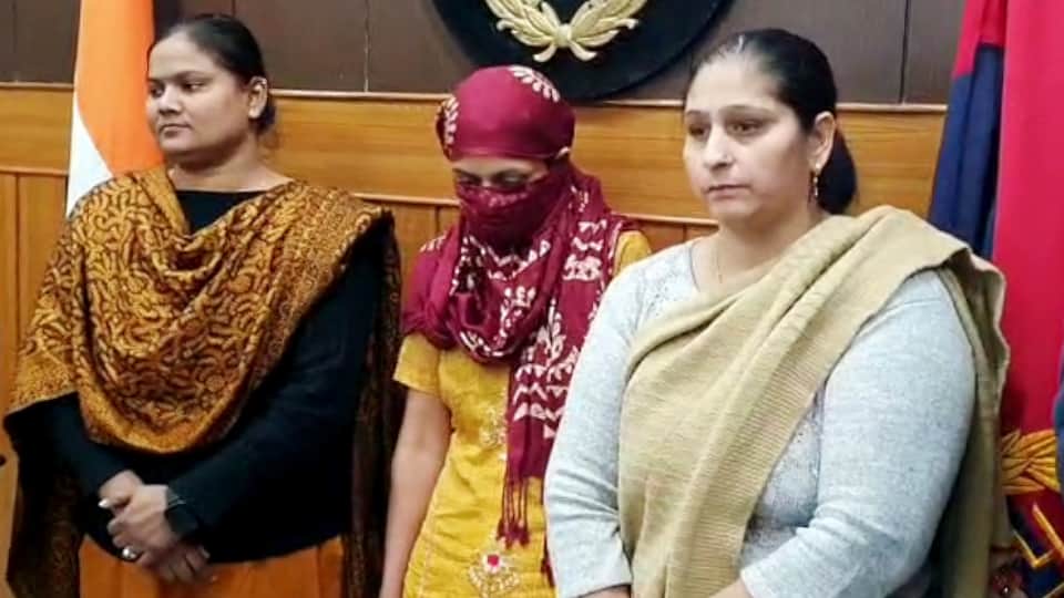 Lady Psycho Killer Poonam Story Killed three nieces and son also murder Police arrested accused