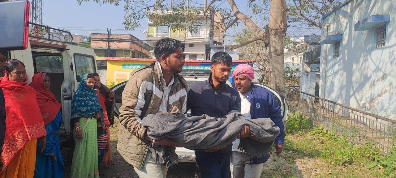 मासूम का शव