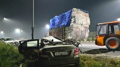 Road accident in UP Car rams into DCM parked on highway amroha four doctors killed