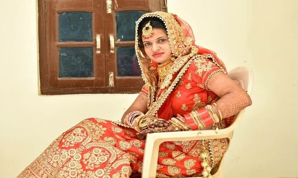 Lady Psycho Killer Poonam Story Poonam is cunning mind she made up story about shadow coming to save herself