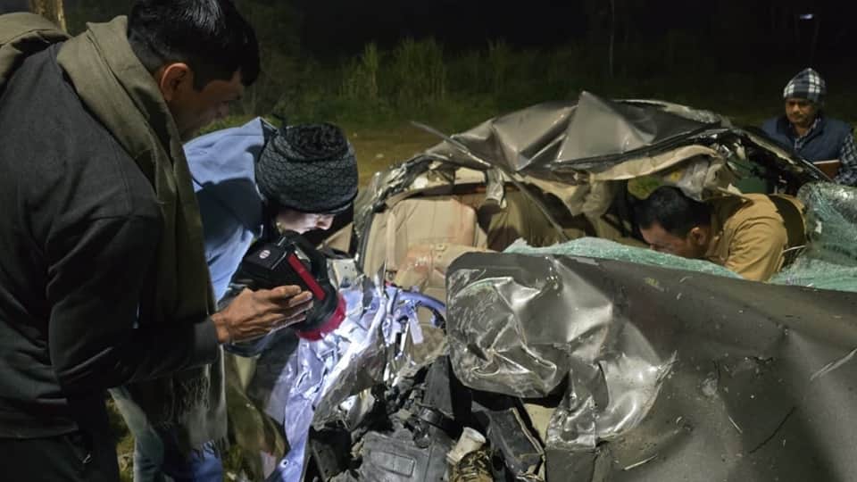 amroha accident all doctors left university saying they would get essential items