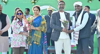 hemant soren welcomes tribal delegates unity for tribal rights