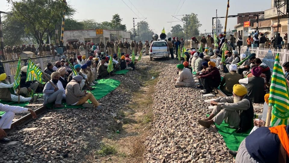 Punjab Bandh Today Protesters occupy highways rail tracks schools in Mohali Chandigarh closed all update news