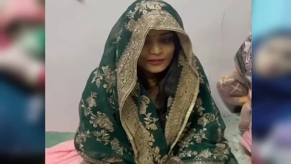 Guitar Bahu: UP Rockstar Bride Tanya Singh Goes Viral for Singing with Guitar, Crosses Million Views