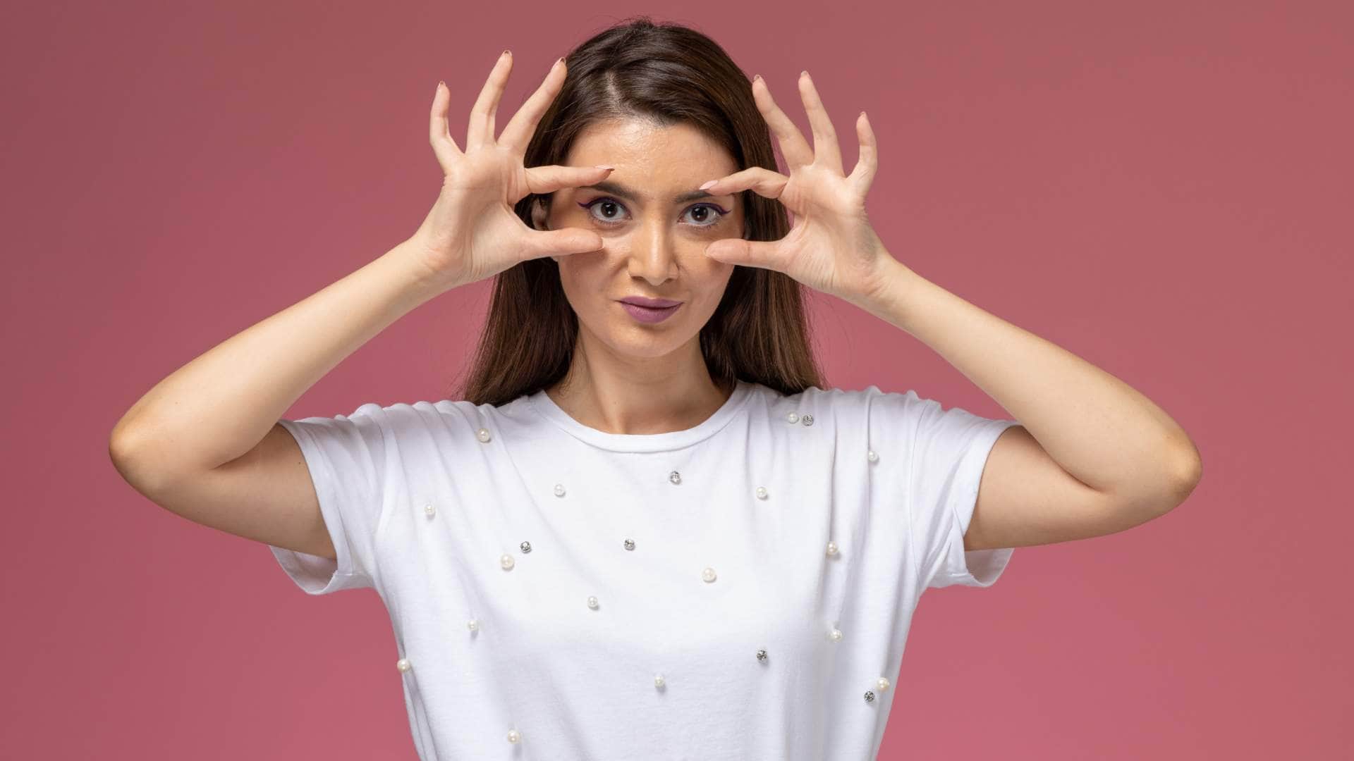 Samudrik Shastra What is the personality of people with joined eyebrows