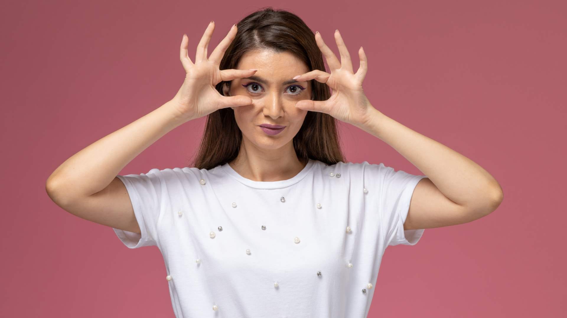 Samudrik Shastra What is the personality of people with joined eyebrows