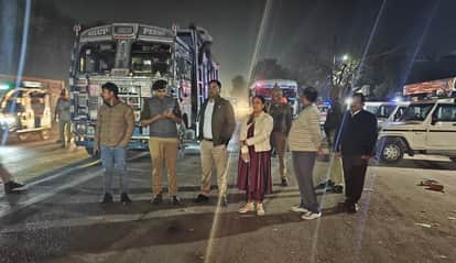 Kanpur Campaign against heavy vehicles in Ghatampur 18 vehicles seized challans issued to 67