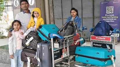 Lucknow: Thousands of passengers are upset after 26 flights are cancelled, 410 tickets are cancelled; chaos at