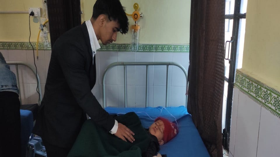 Five wedding guests died in a road accident near Shera Ghat in Gangolihat