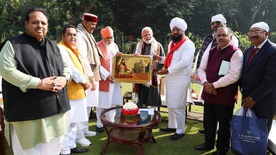Sant Niranjan Das of Dera Sachkhand Ballan meets PM Modi renaming of Adampur Airport