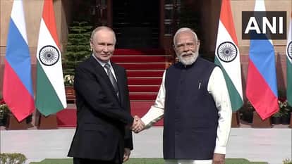 पीएम मोदी और पुतिन की मुलाकात