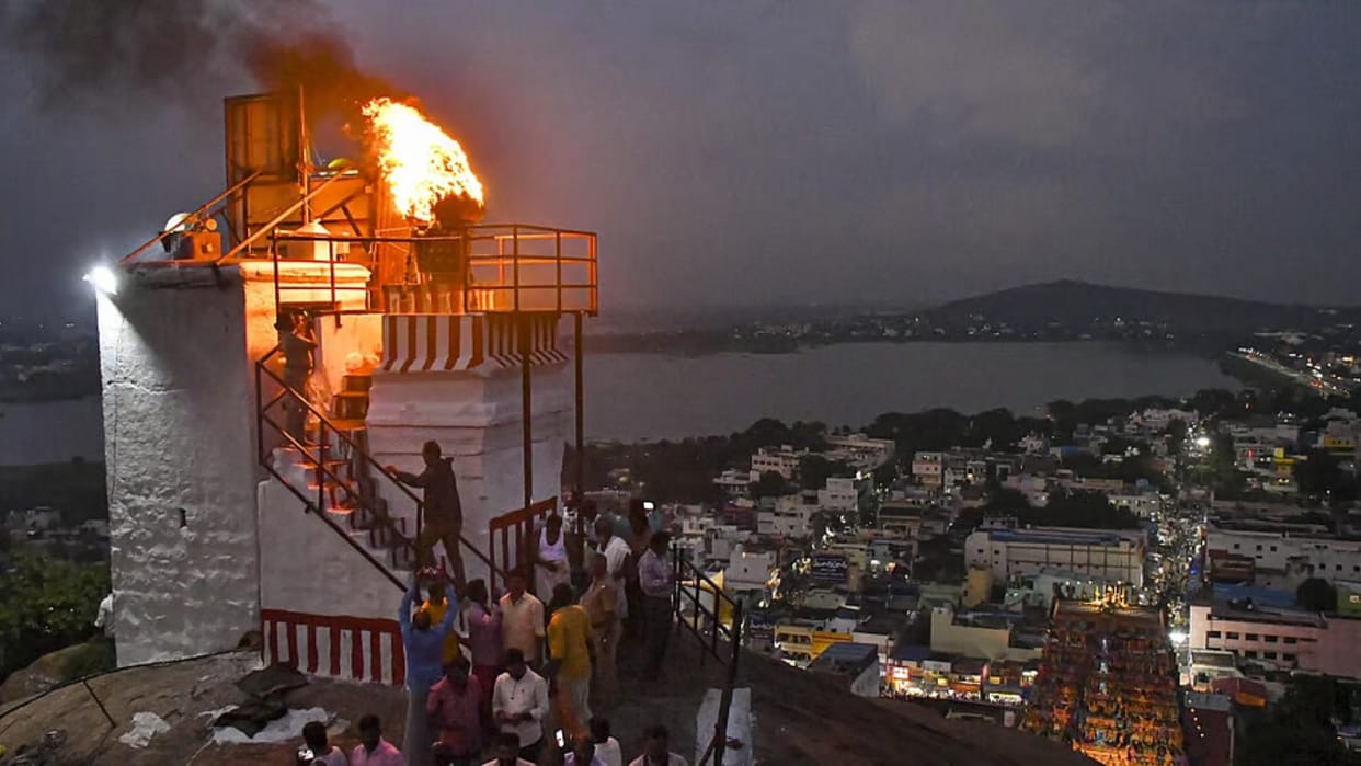 Row over lamp lighting at temple Supreme court agrees to consider hearing plea Tamil nadu against HC order