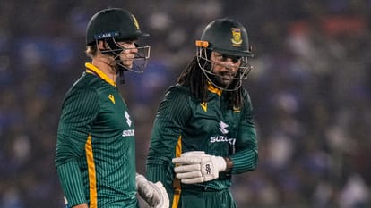 IND vs SA: Nandre Burger and Tony De Zorzi have gone for scans after limping off during 2nd ODI