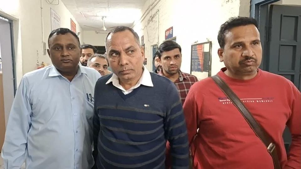 Sonipat GRP station in charge arrested while taking bribe