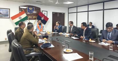 डिप्टी सीएम सम्राट चौधरी पुलिस मुख्यालय में बैठक की।