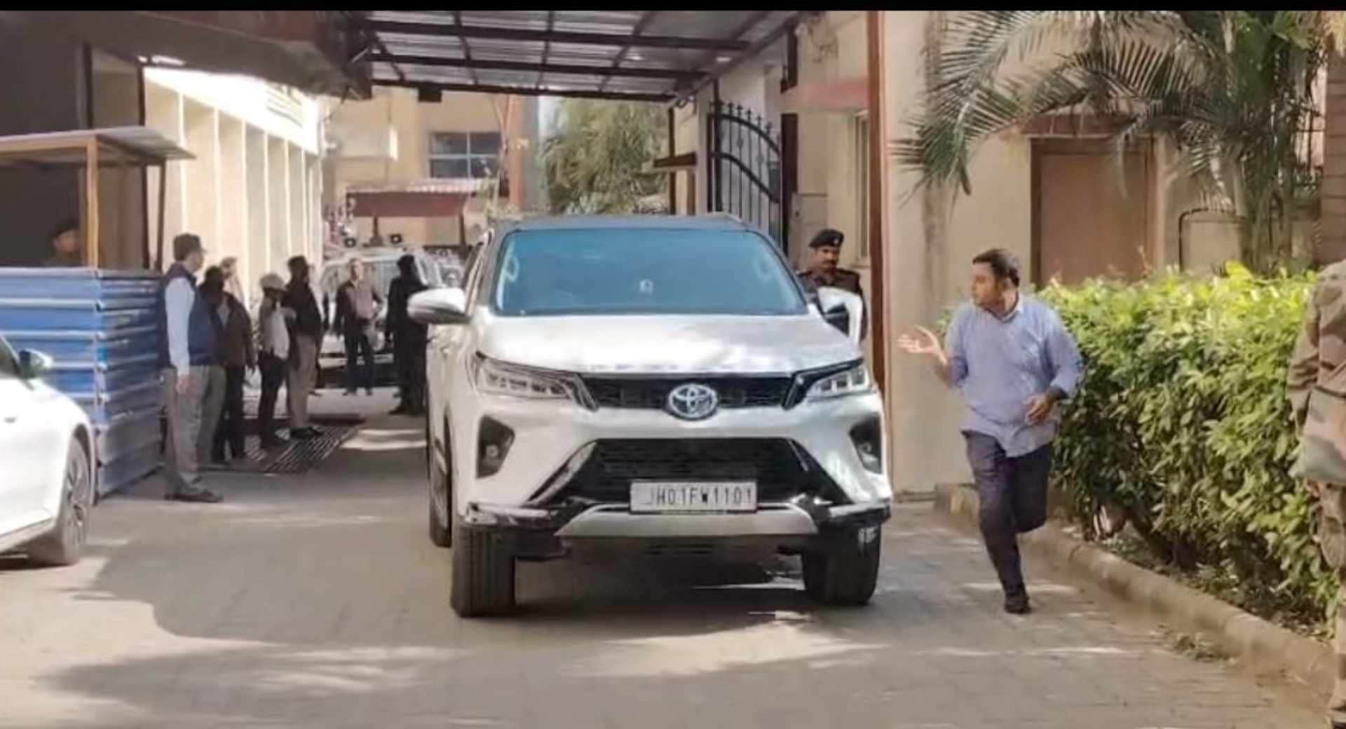 CM हेमंत सोरेन कोर्ट में हुए पेश