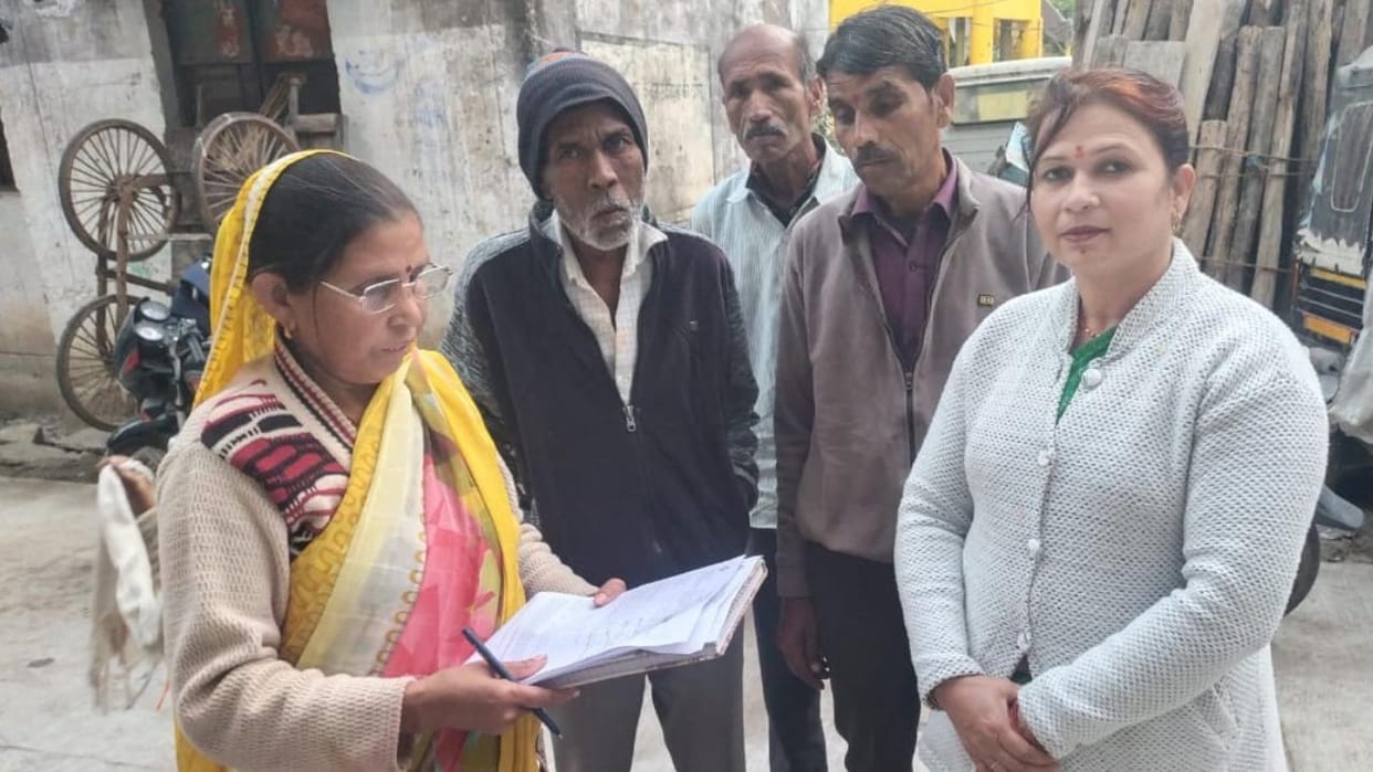 Lalitpur: BLO Sunita resumes work two days after her husband's death
