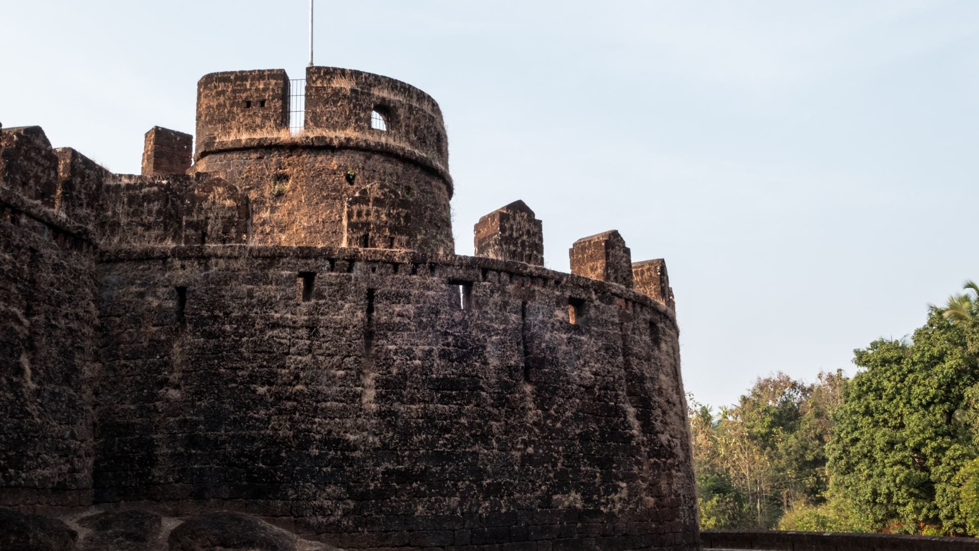 Famous Indian Monuments Built by Women You Probably do not Know About Check location details in Hindi
