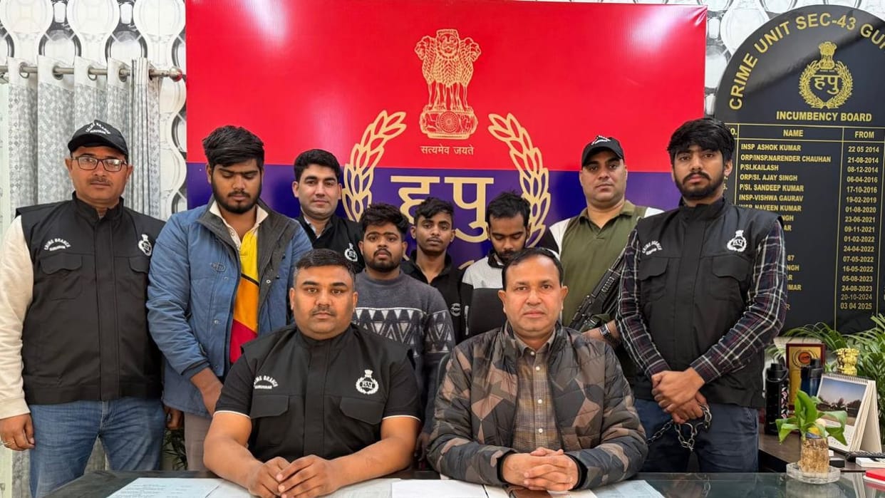 Noida Police arrested four accused of stealing tire rims of vehicles