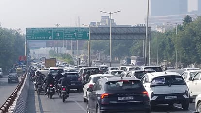 diversion at many places due to arrival workers at Dalit Prerna Sthal On occasion of Parinirvan Diwas in noida