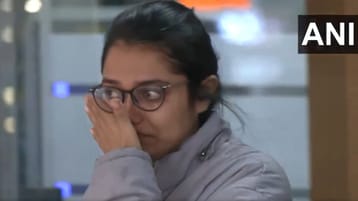 indigo crisis flight cancellations delays passengers stranded airports across india indigo crisis flight cancellations delays passengers stranded airports across india