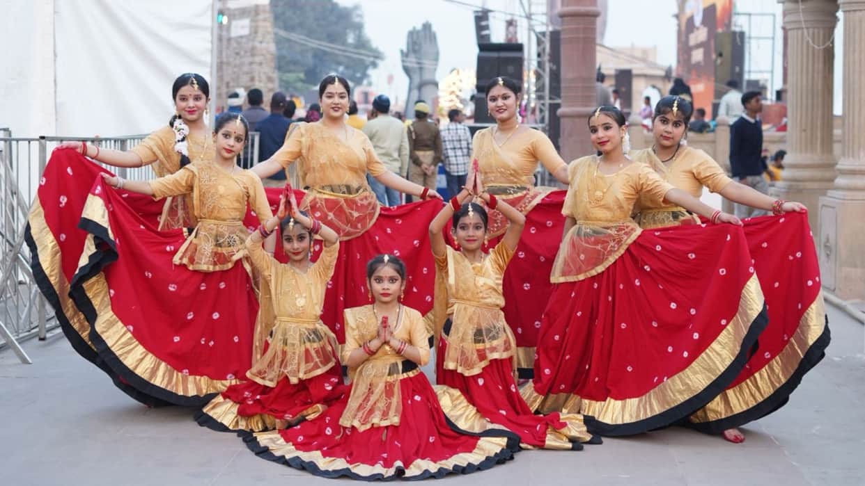Kashi Tamil Sangamam 4.0 Tamil teachers danced to Banarasi Birha Pachara and Dadra
