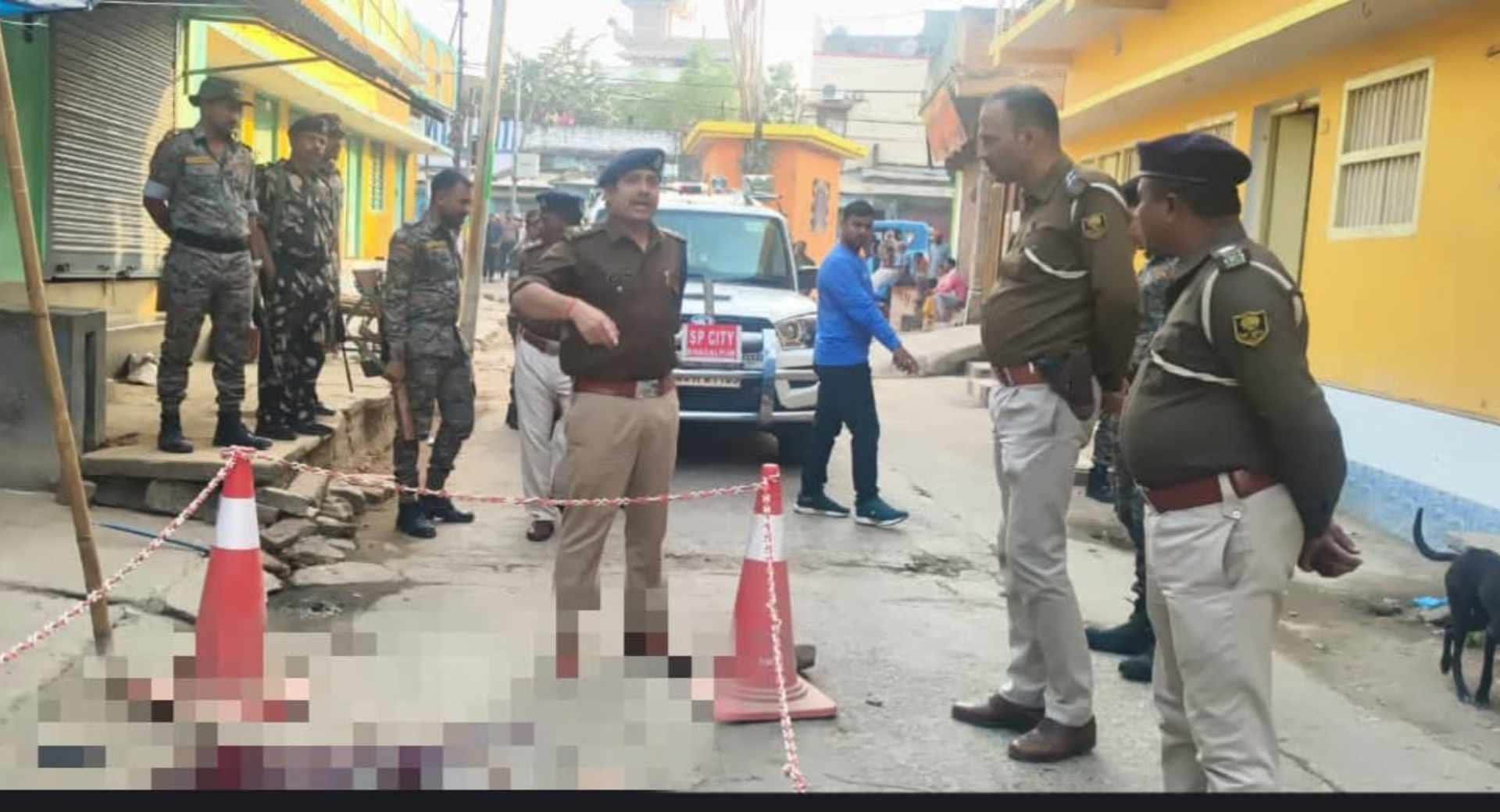 मौके पर मौजूद लोग