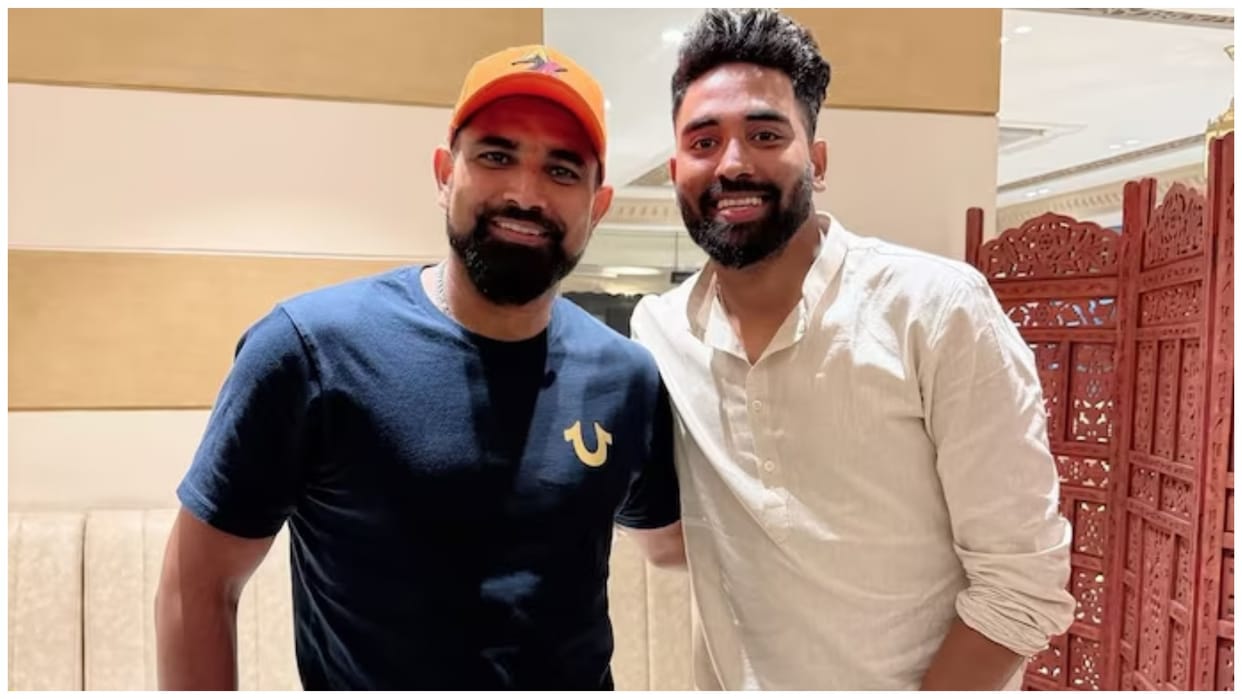 Mohammed Siraj Hosts Mohammed Shami and Bengal Teammates at His Hyderabad Restaurant