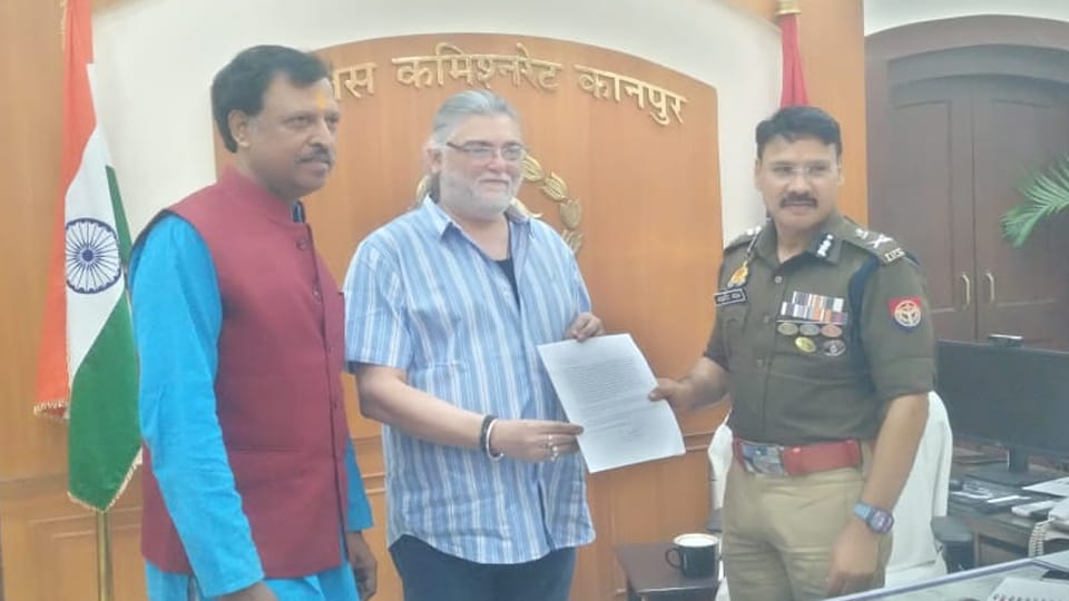 Kanpur: Three NRIs, including a diamond and textile businessman, were defrauded of seven crore rupees