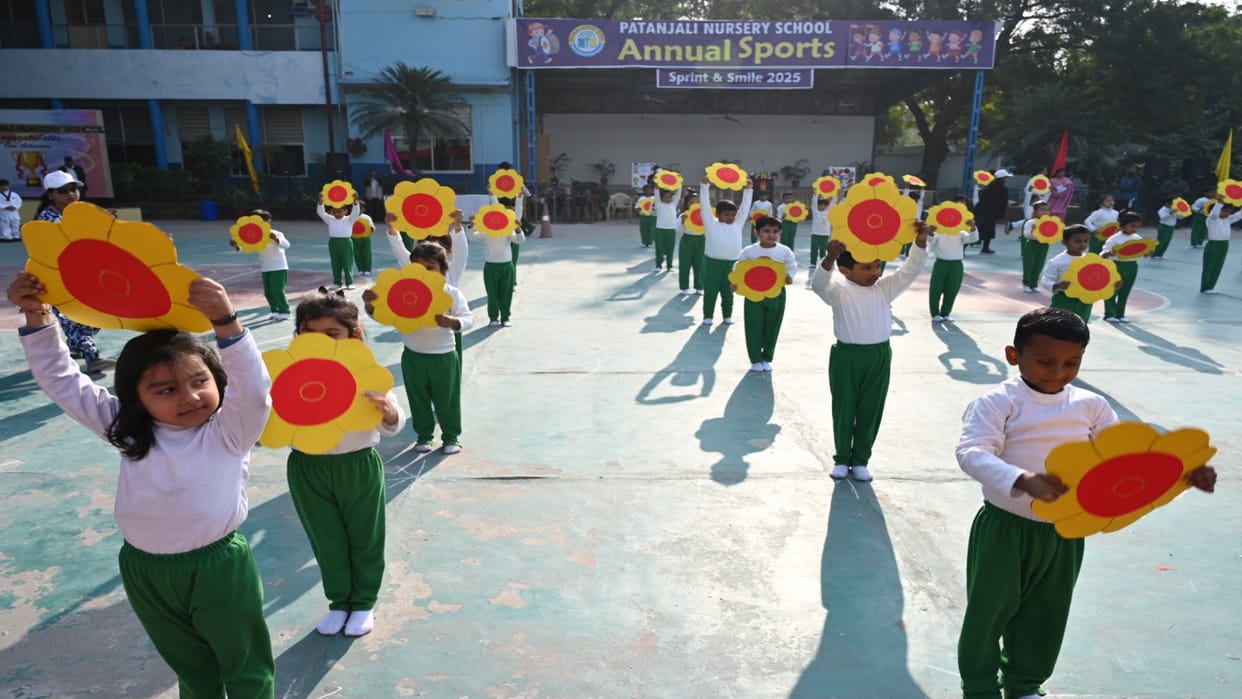 Patanjali Nursery School celebrated its annual sports day, children's performances mesmerized everyone.