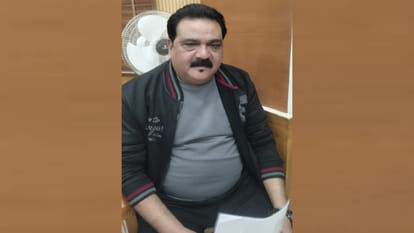 Kanpur: Three NRIs, including a diamond and textile businessman, were defrauded of seven crore rupees