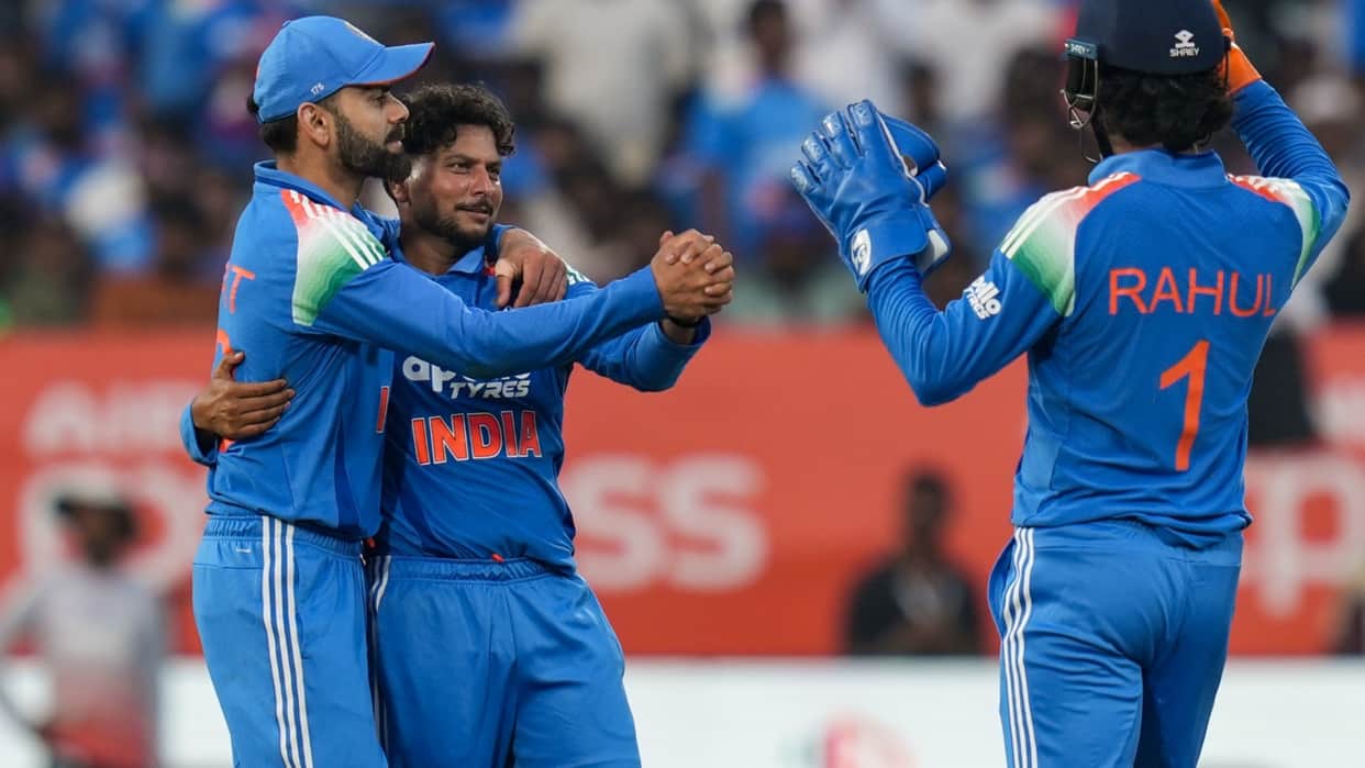 IND VS SA ODI: Kuldeep yadav Virat kohli dancing together in 3rd odi vs south africa video