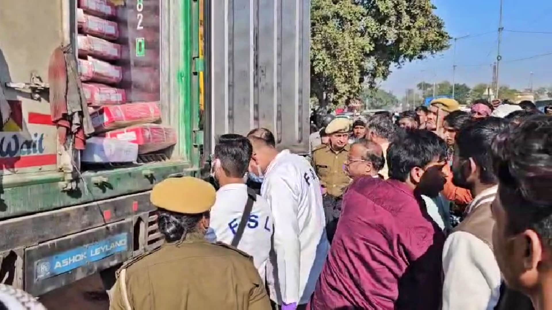 Rajsthan News: Two Meat-Filled Containers Seized in FSL Testing Amid Tension In Bharatpur