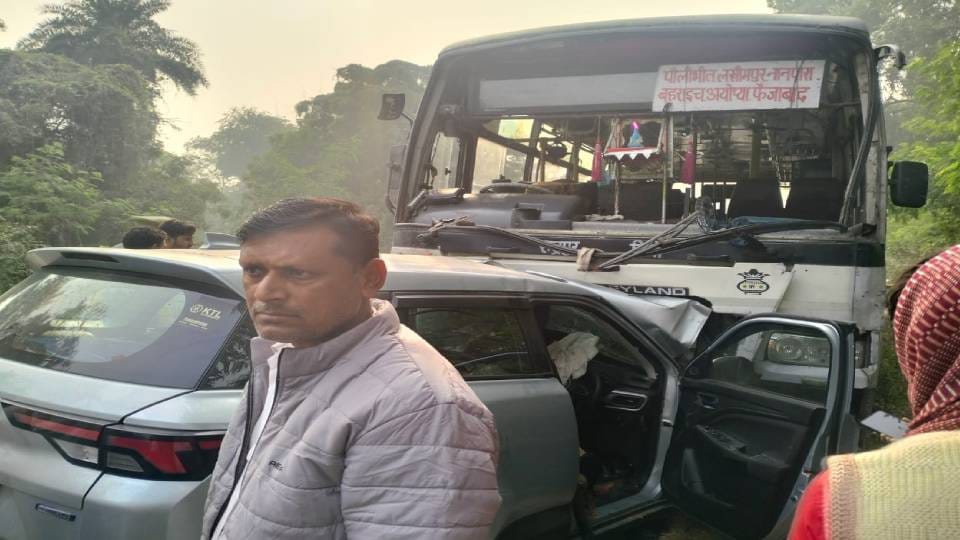 bus and car collided in Gonda three people died including mother and son Three other are in critical condition