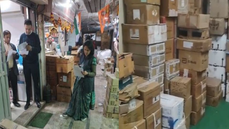 Codeine syrup smuggling: Officials from seven districts in Agra raided 26 firms,  fake injections were found