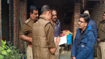 Dead bodies of mother and son found in suspicious condition in Kadadham, the door of the house was locked from